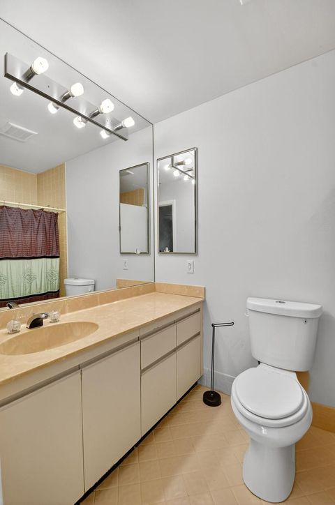 Tiny photo for 6869 Fountains Circle #6869, Lake Worth, FL 33467 (MLS # F10534733)