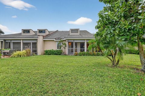 Tiny photo for 6869 Fountains Circle #6869, Lake Worth, FL 33467 (MLS # F10534733)