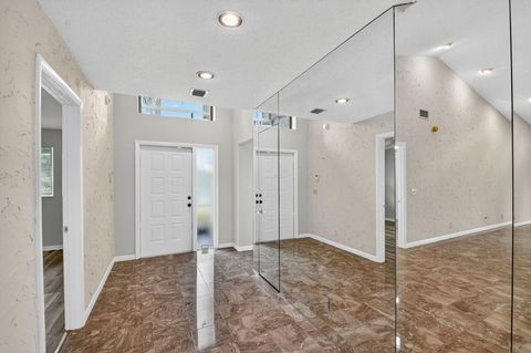 Tiny photo for 6869 Fountains Circle #6869, Lake Worth, FL 33467 (MLS # F10534733)