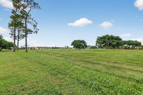 Tiny photo for 6869 Fountains Circle #6869, Lake Worth, FL 33467 (MLS # F10534733)