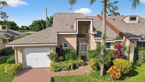 Tiny photo for 6869 Fountains Circle #6869, Lake Worth, FL 33467 (MLS # F10534733)