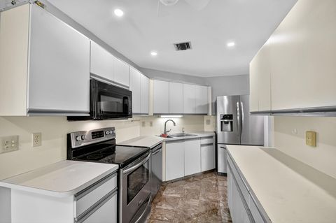 Tiny photo for 6869 Fountains Circle #6869, Lake Worth, FL 33467 (MLS # F10534733)