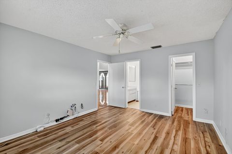 Tiny photo for 6869 Fountains Circle #6869, Lake Worth, FL 33467 (MLS # F10534733)