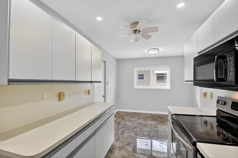 Tiny photo for 6869 Fountains Circle #6869, Lake Worth, FL 33467 (MLS # F10534733)