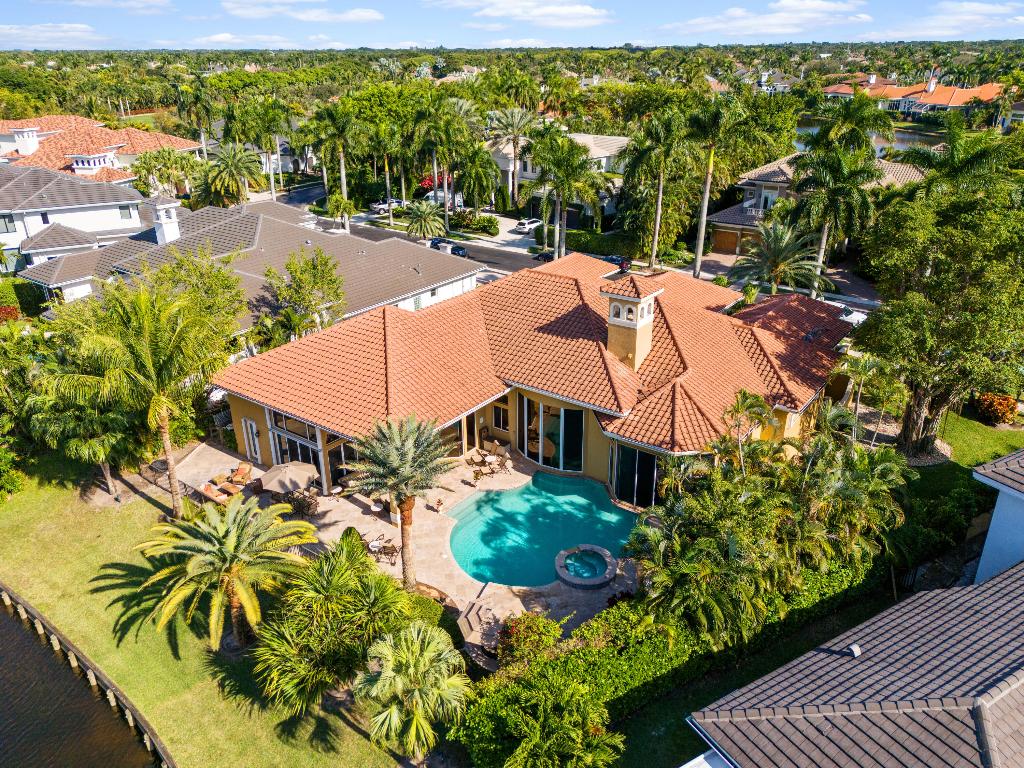 COVENTRY AT WOODFIELD COUNTRY CLUB - Residential