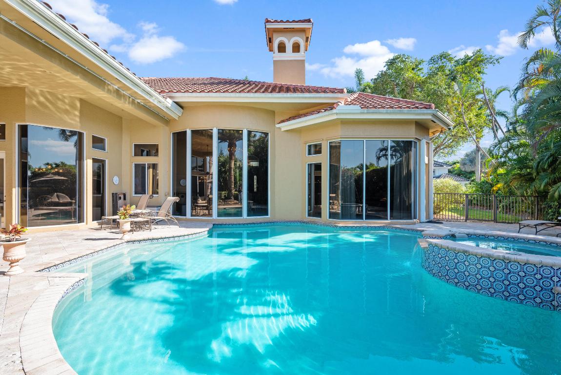 COVENTRY AT WOODFIELD COUNTRY CLUB - Residential