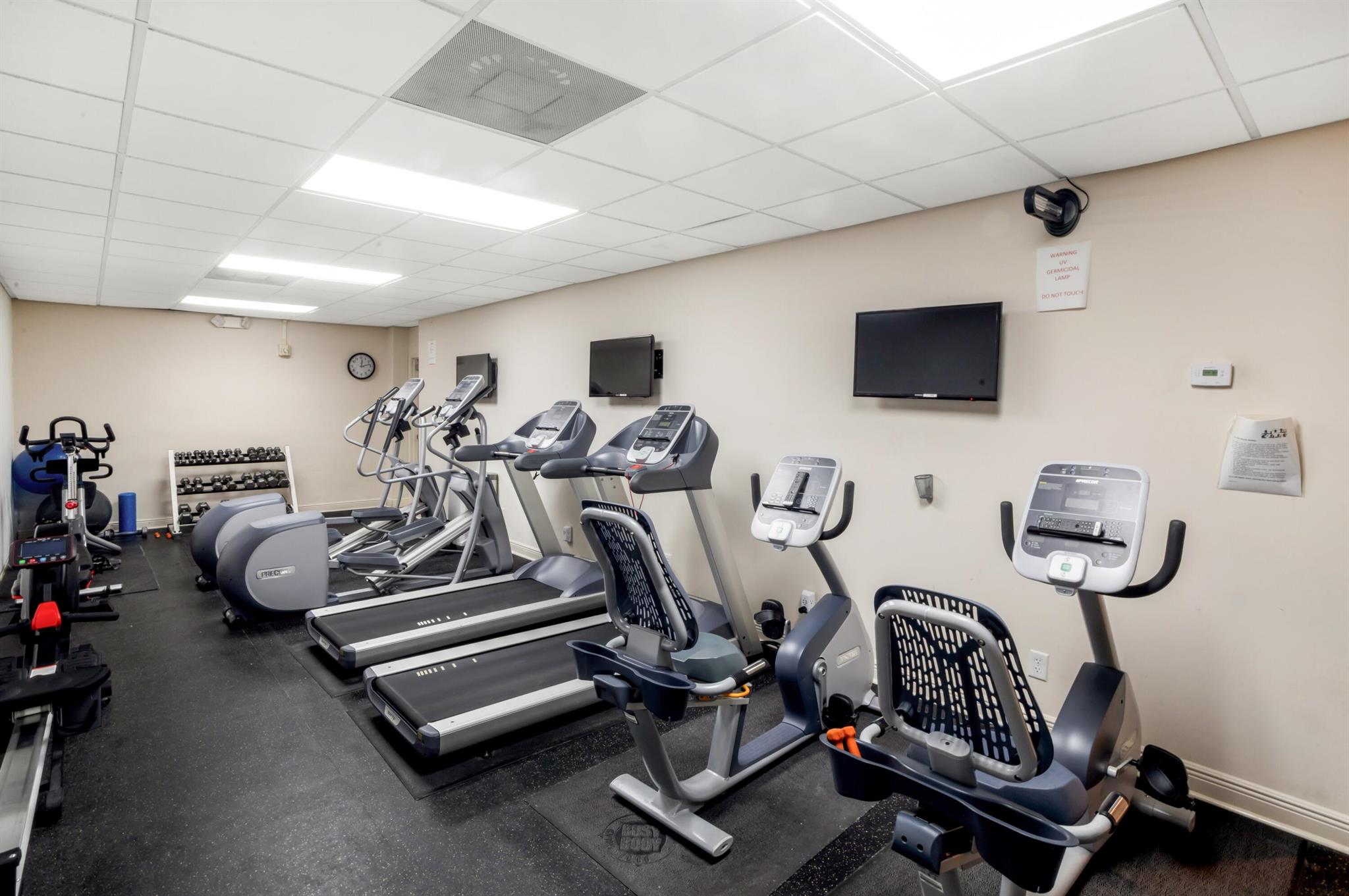 SABAL POINT - Residential