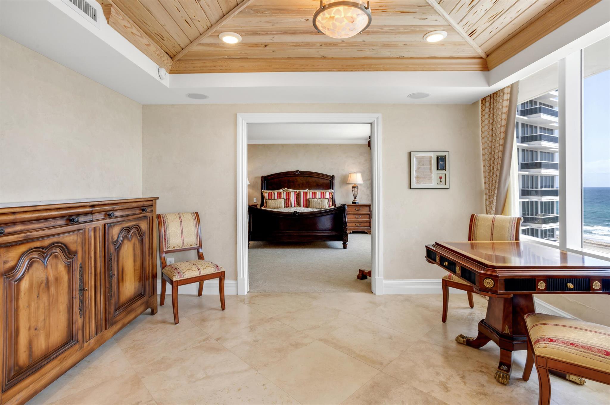 SABAL POINT - Residential