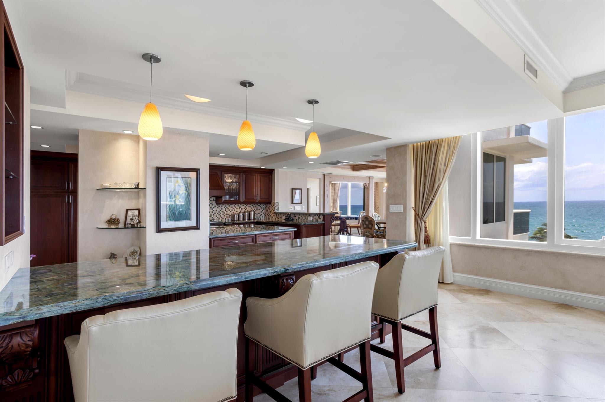 SABAL POINT - Residential