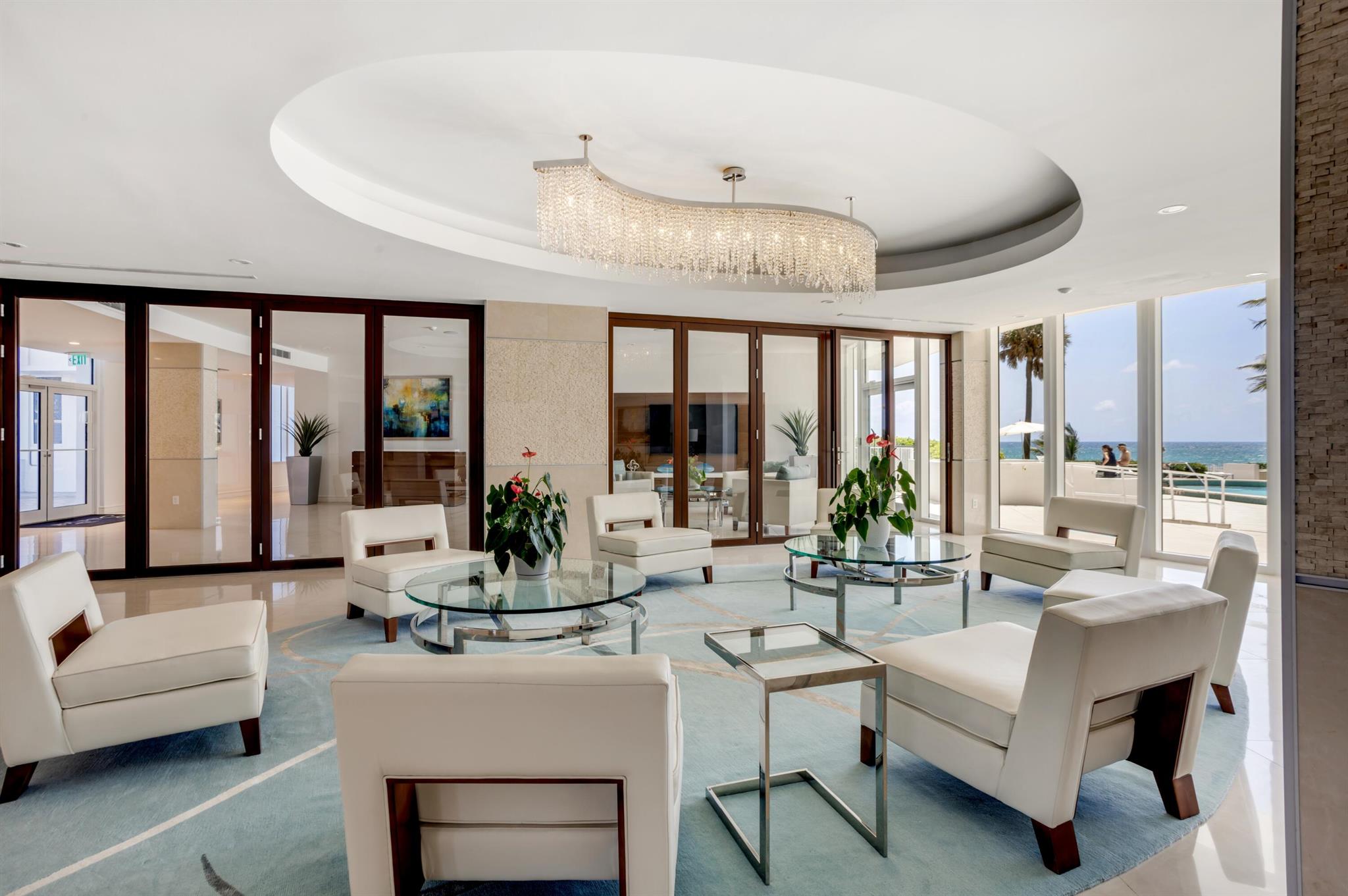 SABAL POINT - Residential