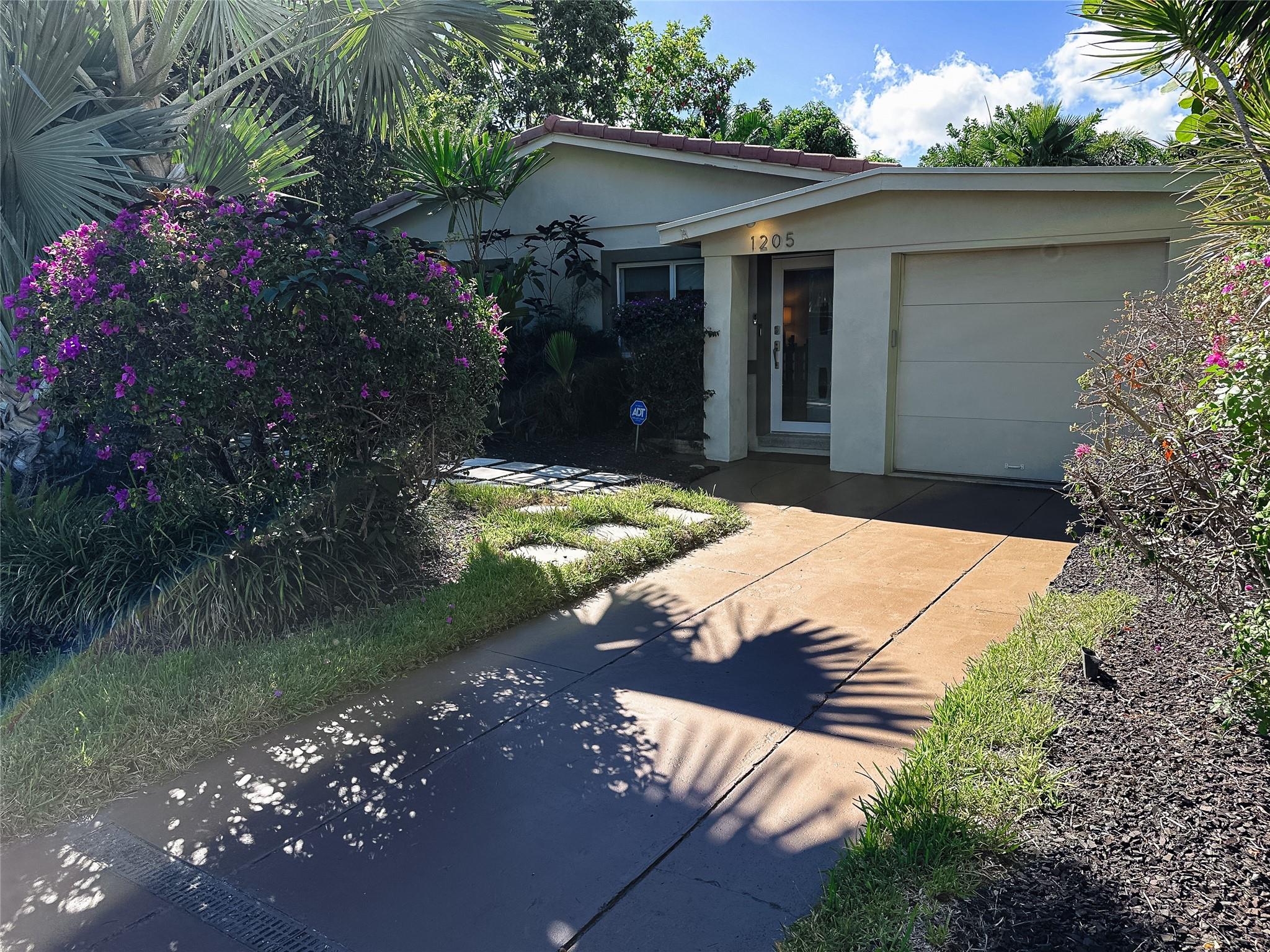 Progresso 2-18 D LAKE RIDGE - Residential