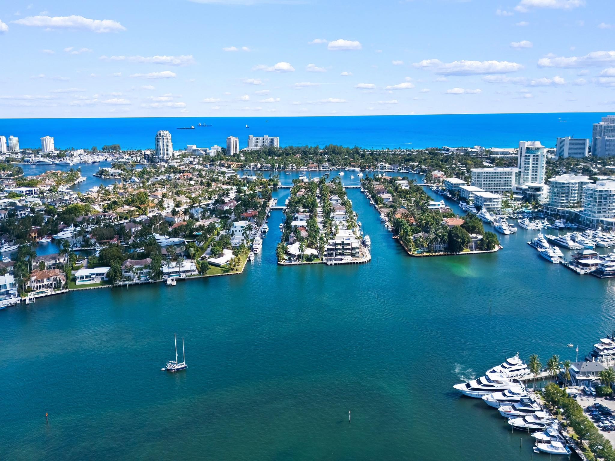 Lauderdale Harbors Sec A - Residential