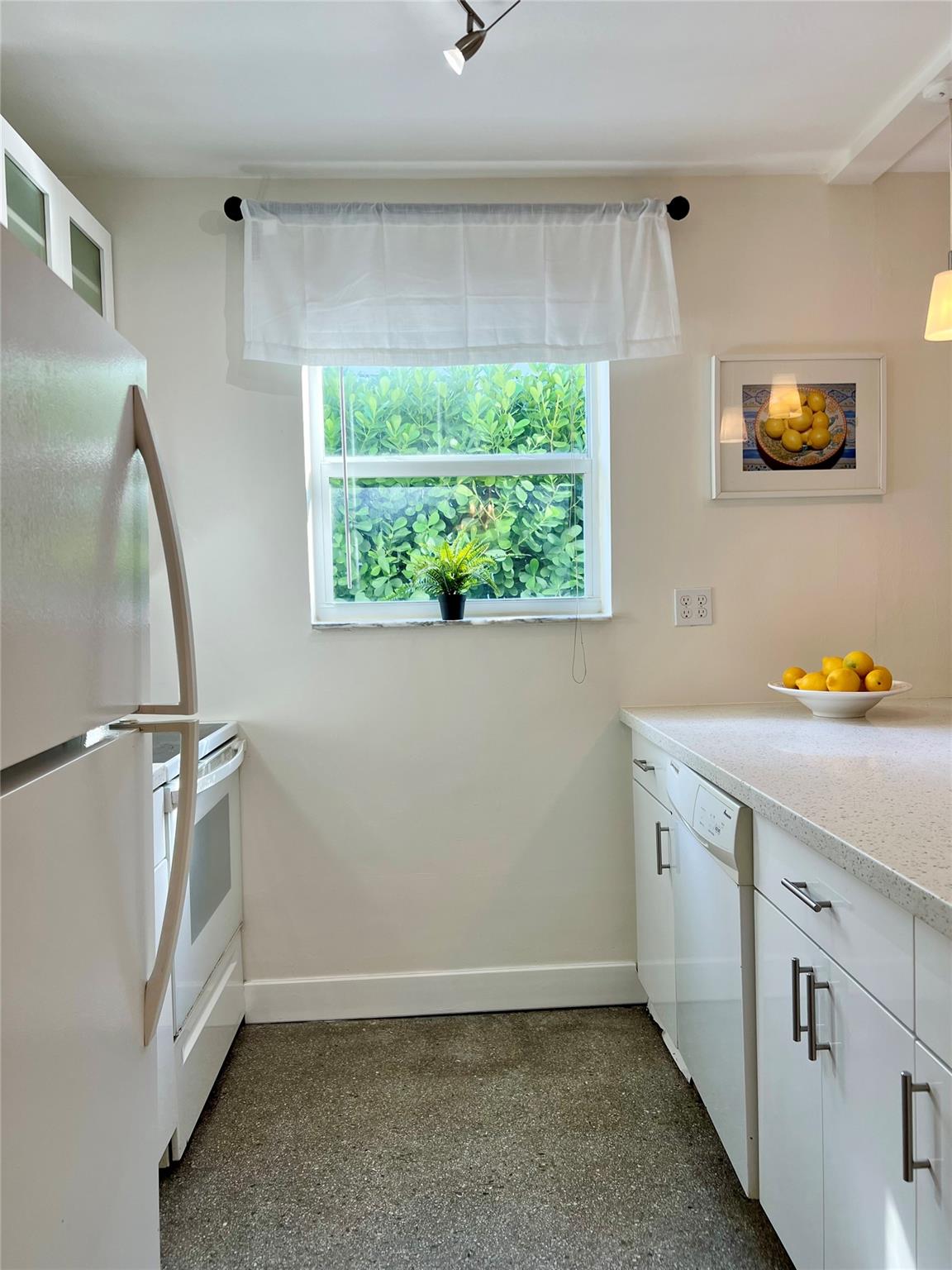 Beach Ridge Co-Op - Residential Lease