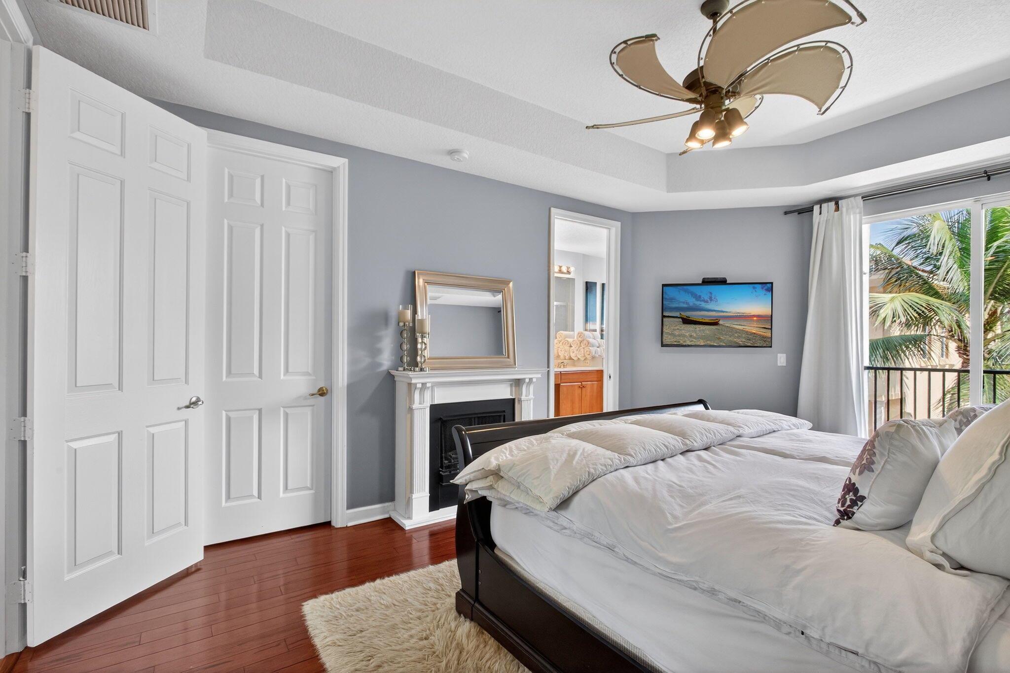 HARBOUR OAKS - Residential