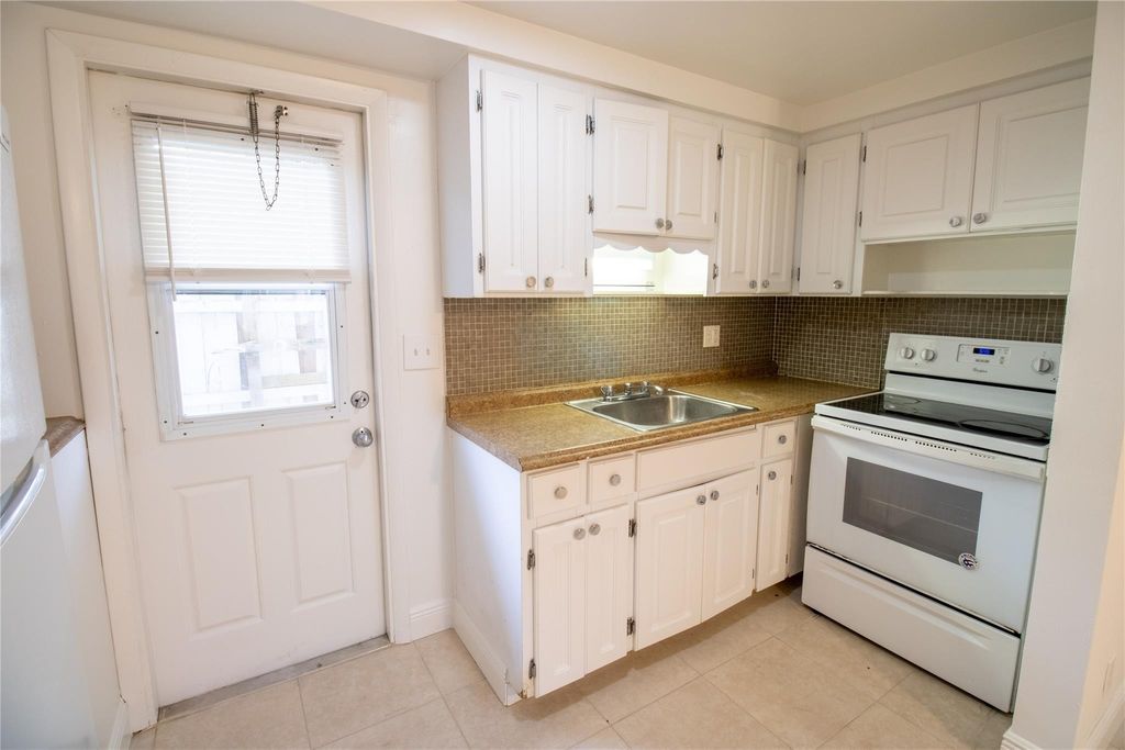 Photo of 1855 Adams Street #7, Hollywood, FL 33020 (MLS # F10486124)