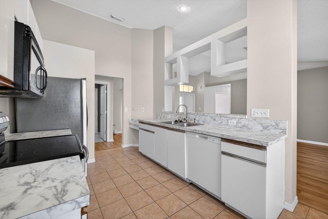 PORT ST LUCIE SECTION 11 - Residential