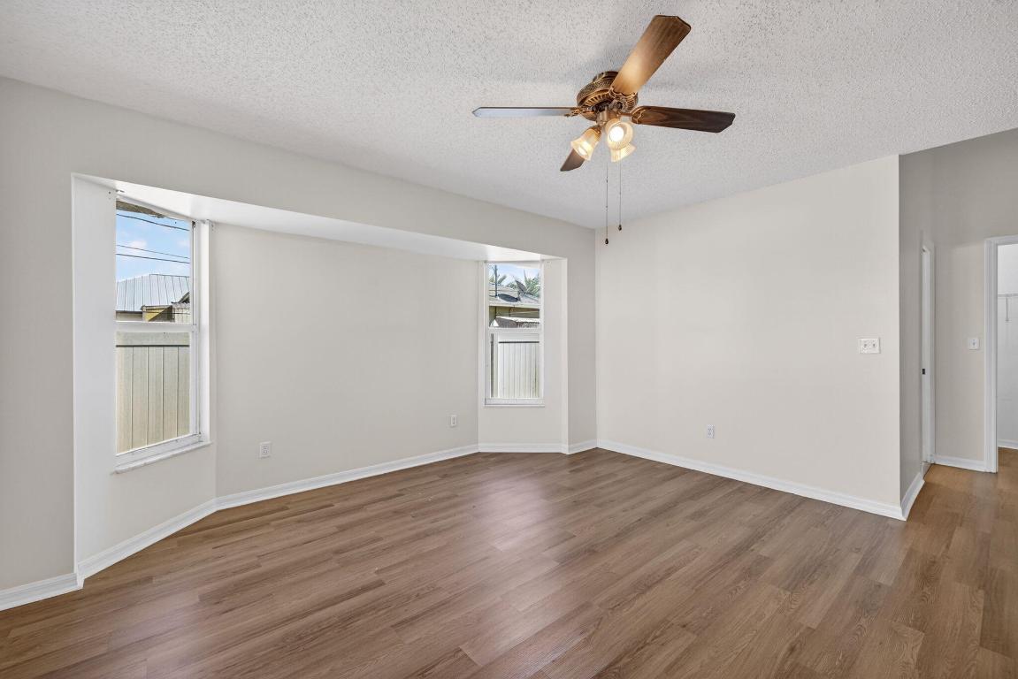 PORT ST LUCIE SECTION 11 - Residential