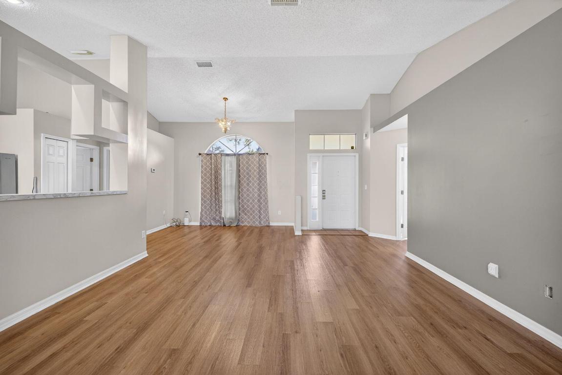 PORT ST LUCIE SECTION 11 - Residential