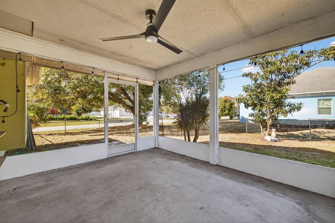 PORT ST LUCIE SECTION 11 - Residential