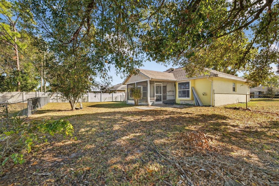 PORT ST LUCIE SECTION 11 - Residential