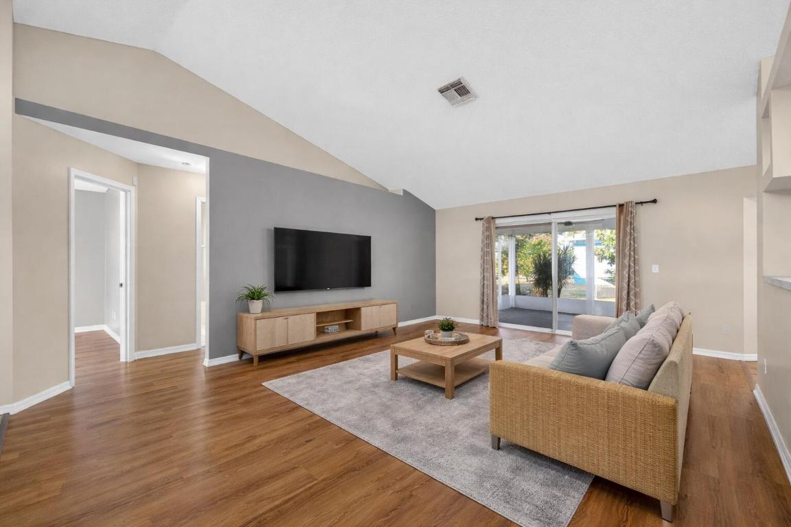 PORT ST LUCIE SECTION 11 - Residential