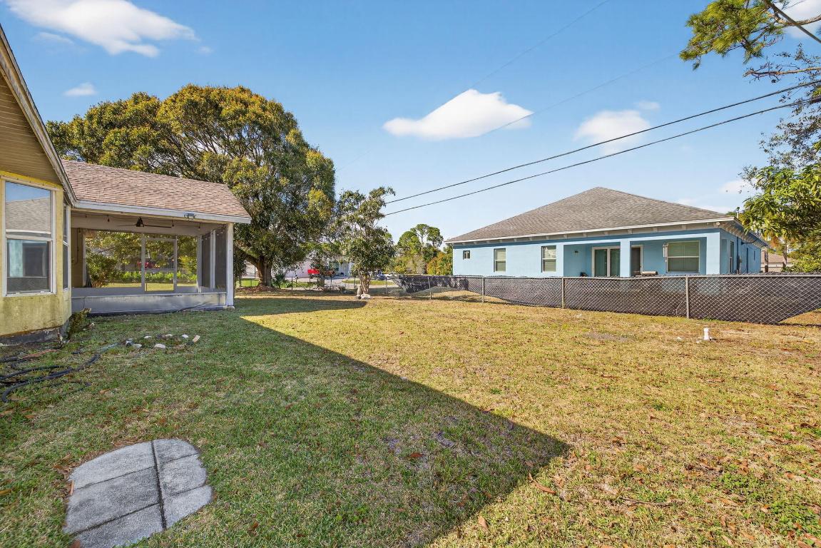 PORT ST LUCIE SECTION 11 - Residential