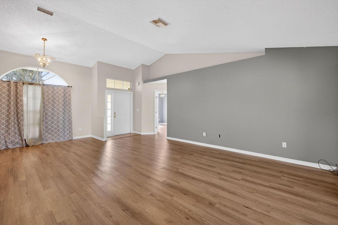 PORT ST LUCIE SECTION 11 - Residential