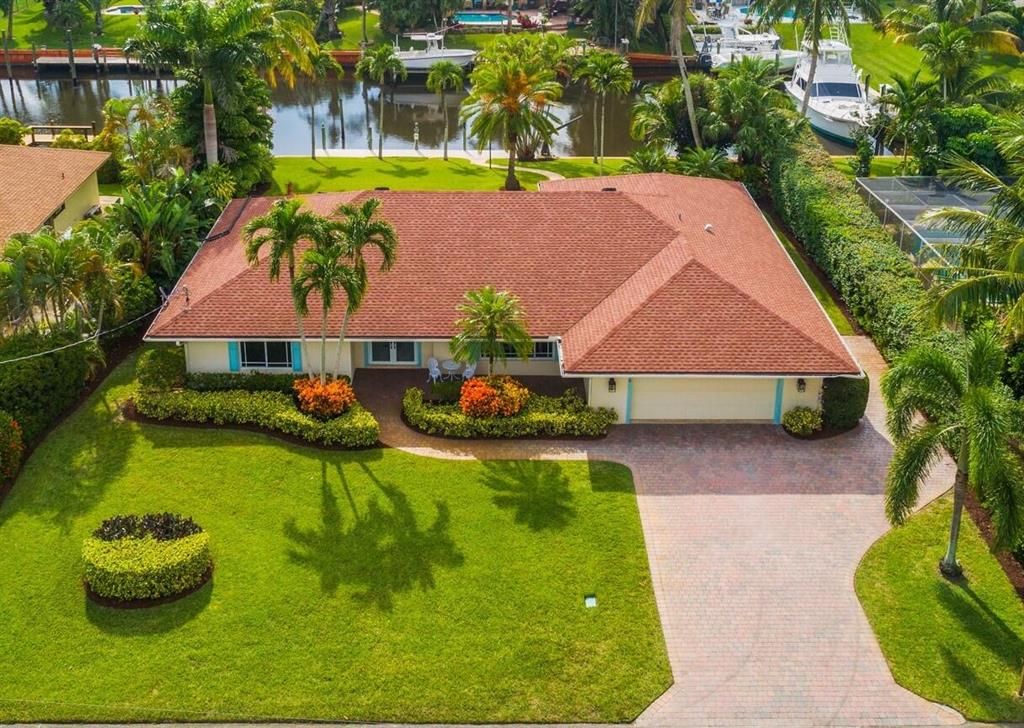 Photo of 8318 SE Coconut, Hobe Sound, FL 33455 (MLS # R10755558)