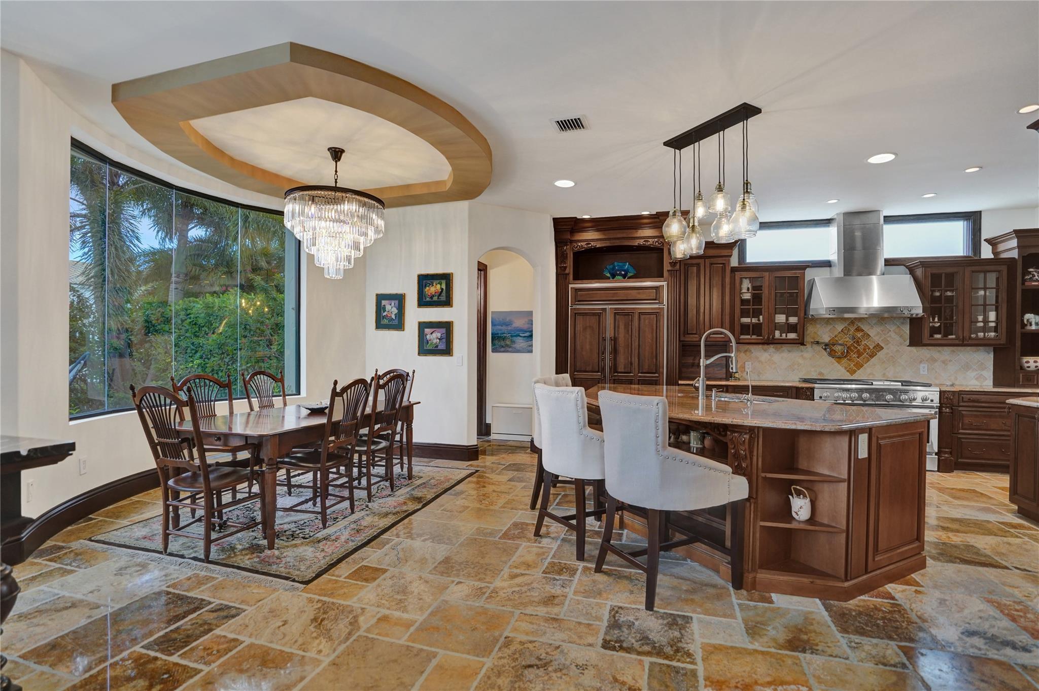 CORAL KEY VILLAS 3RD SEC - Residential