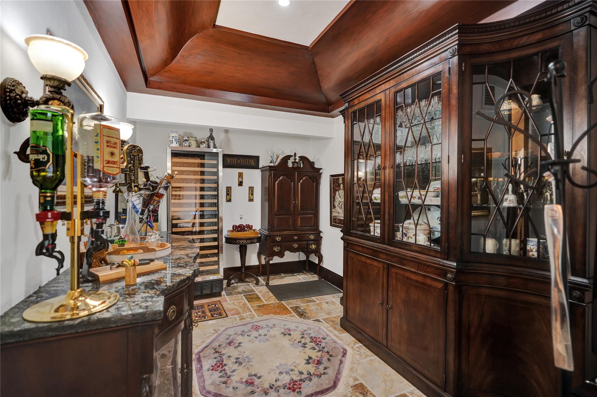 CORAL KEY VILLAS 3RD SEC - Residential