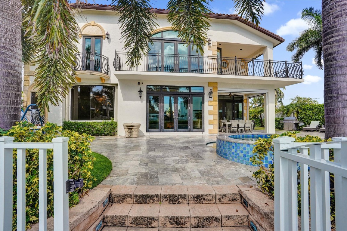 CORAL KEY VILLAS 3RD SEC - Residential