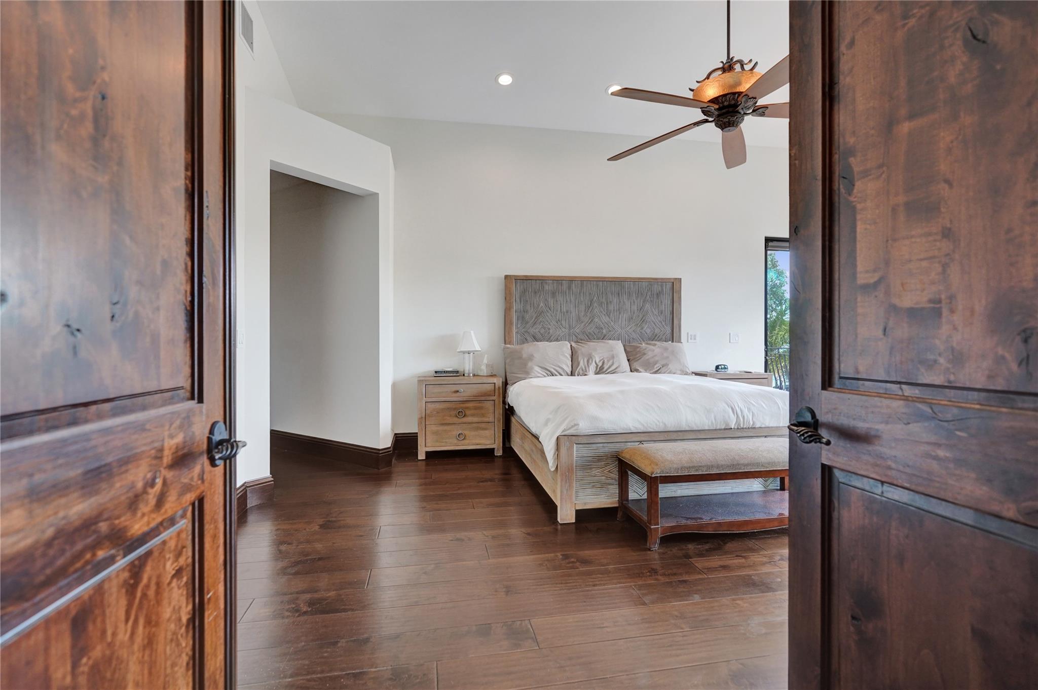 CORAL KEY VILLAS 3RD SEC - Residential