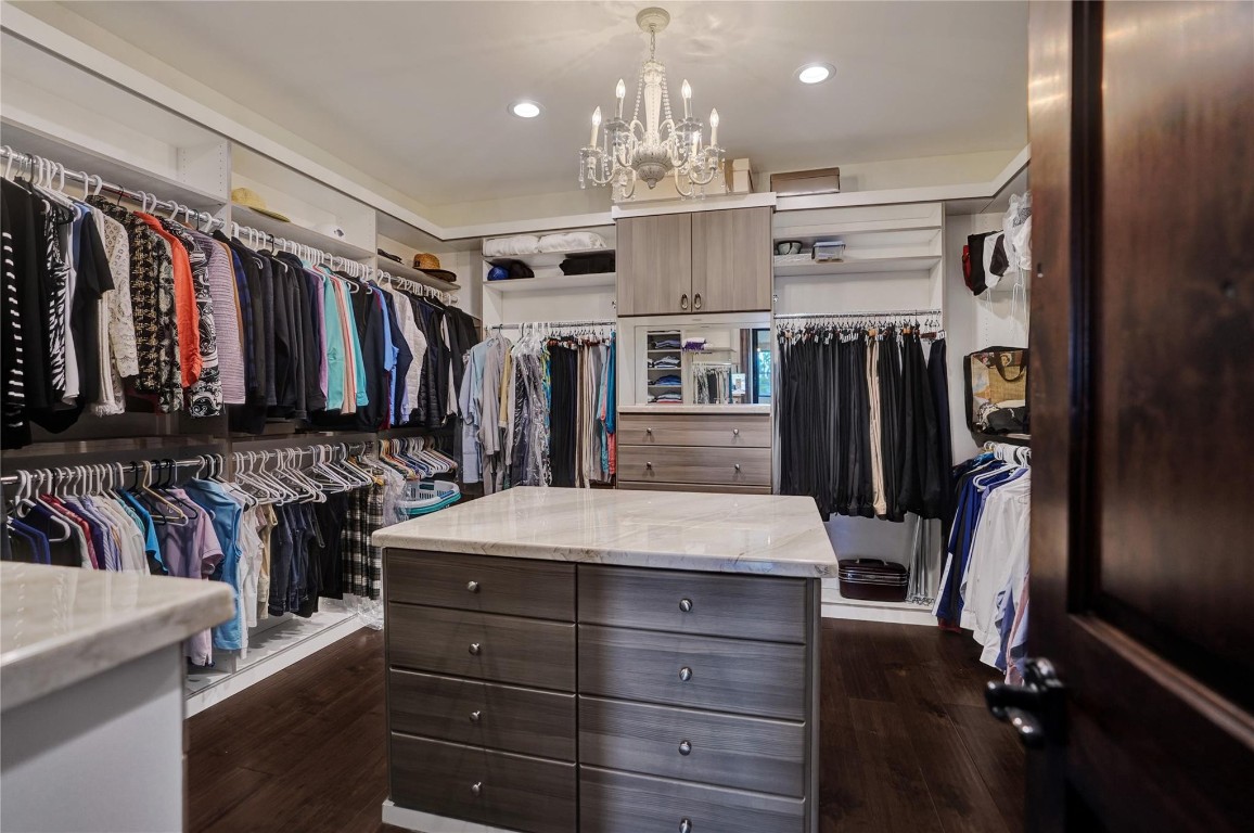 CORAL KEY VILLAS 3RD SEC - Residential