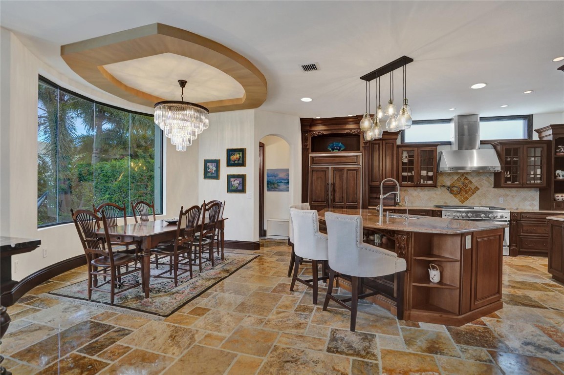 CORAL KEY VILLAS 3RD SEC - Residential