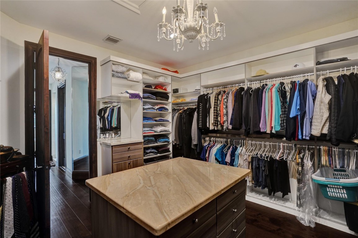 CORAL KEY VILLAS 3RD SEC - Residential