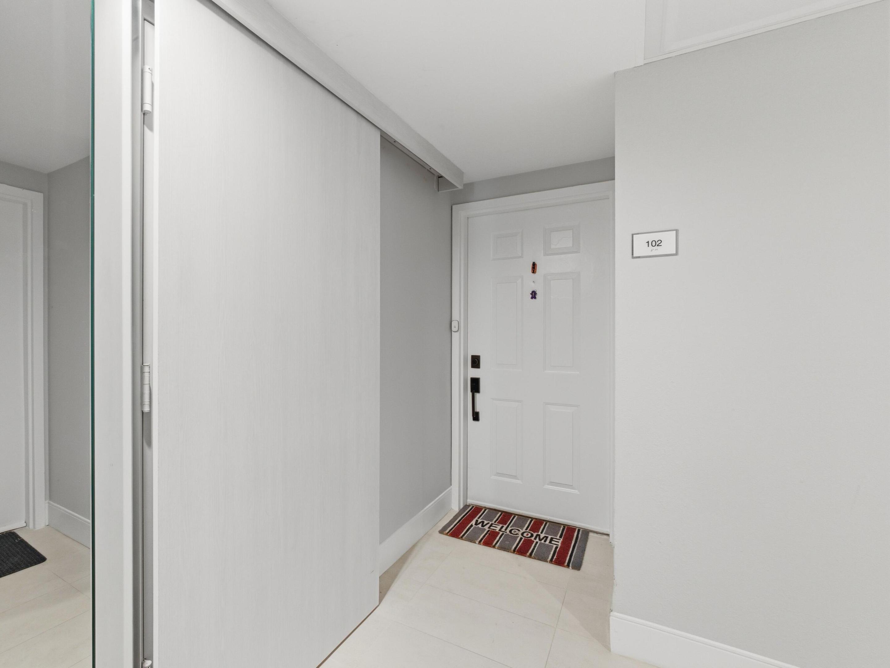 800 Jeffery Street 102