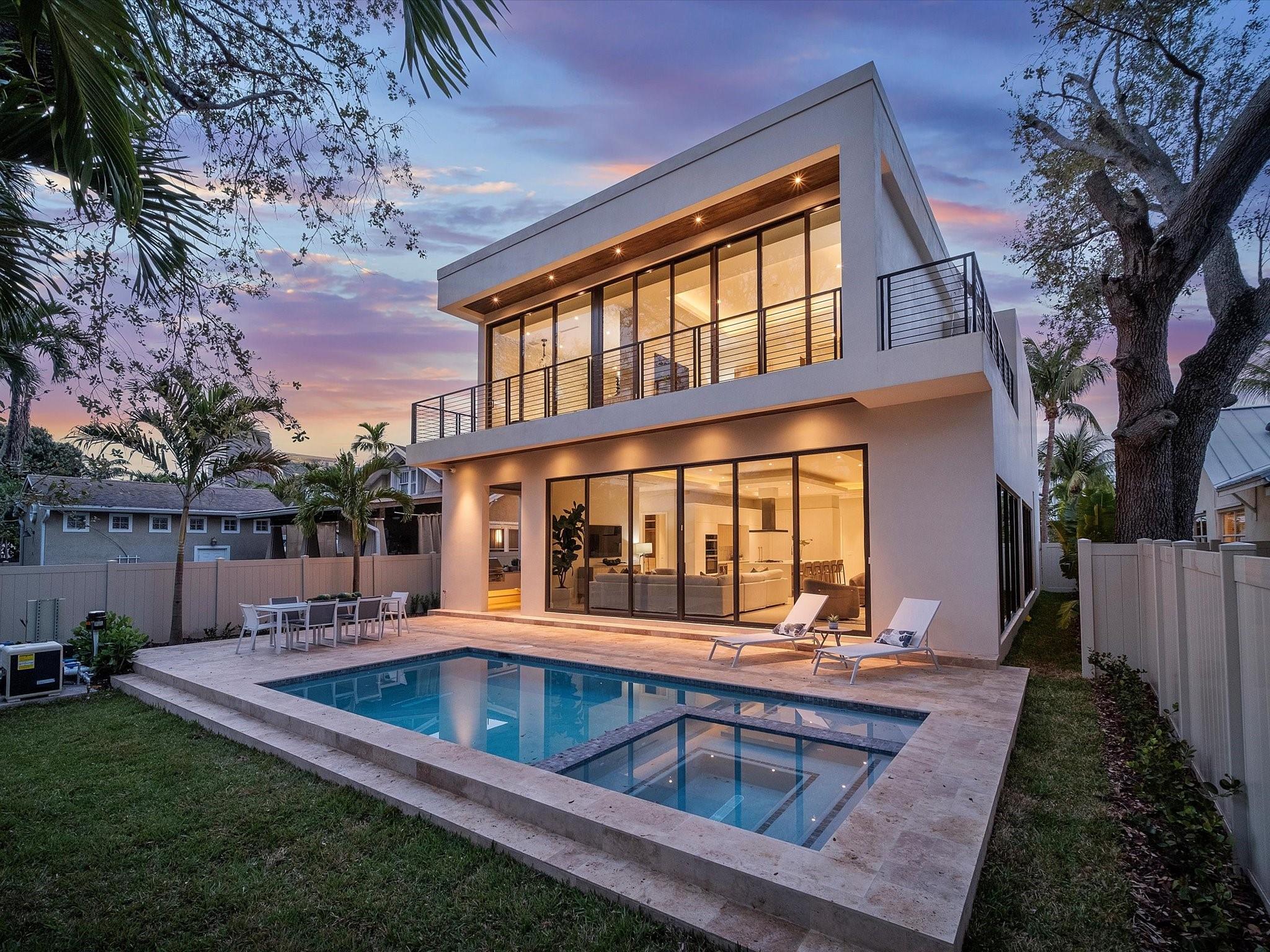 Rio Vista C J Hectors Res - Residential