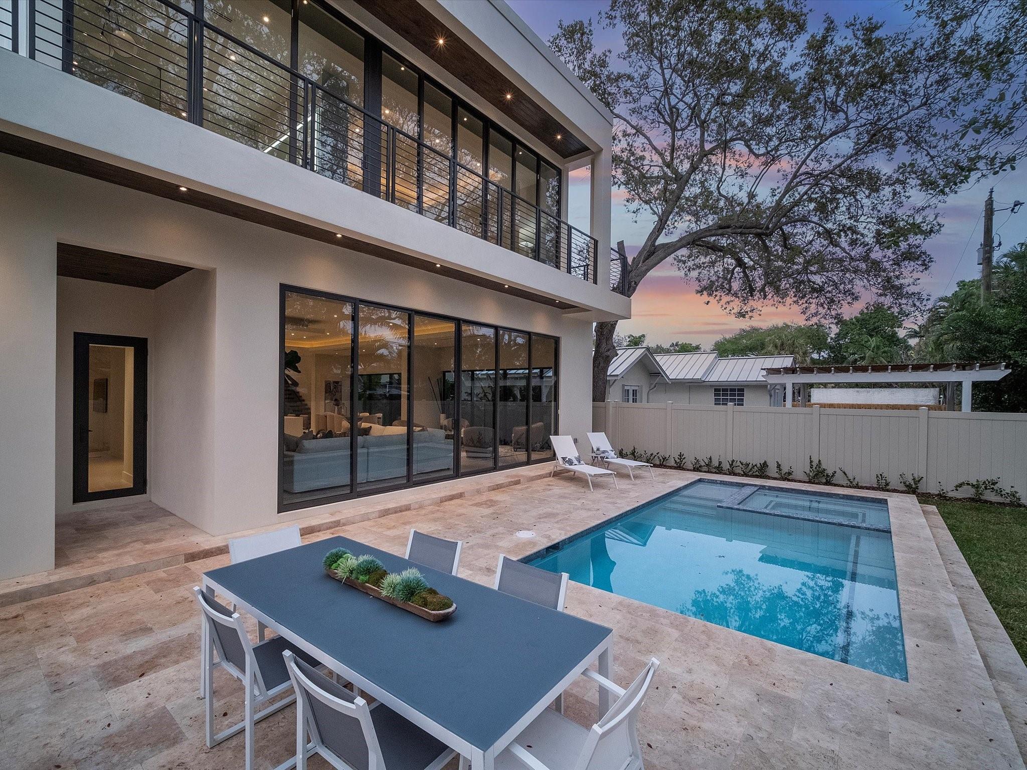 Rio Vista C J Hectors Res - Residential