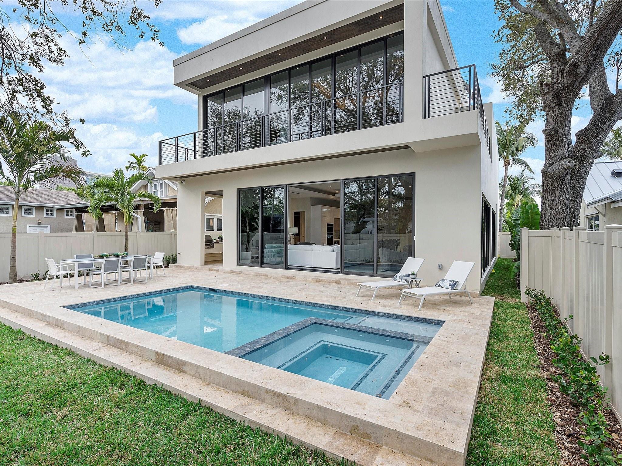 Rio Vista C J Hectors Res - Residential