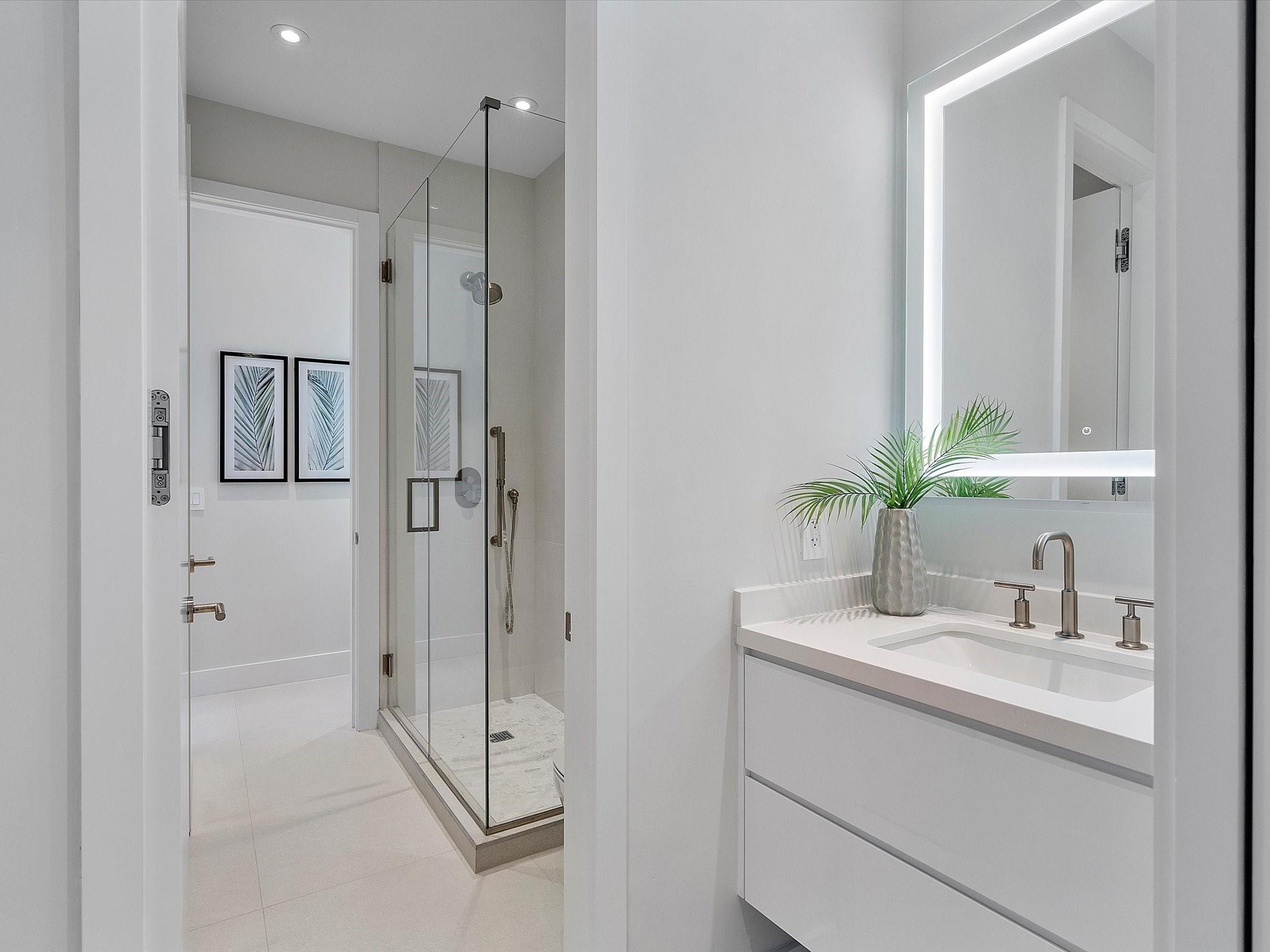 Rio Vista C J Hectors Res - Residential