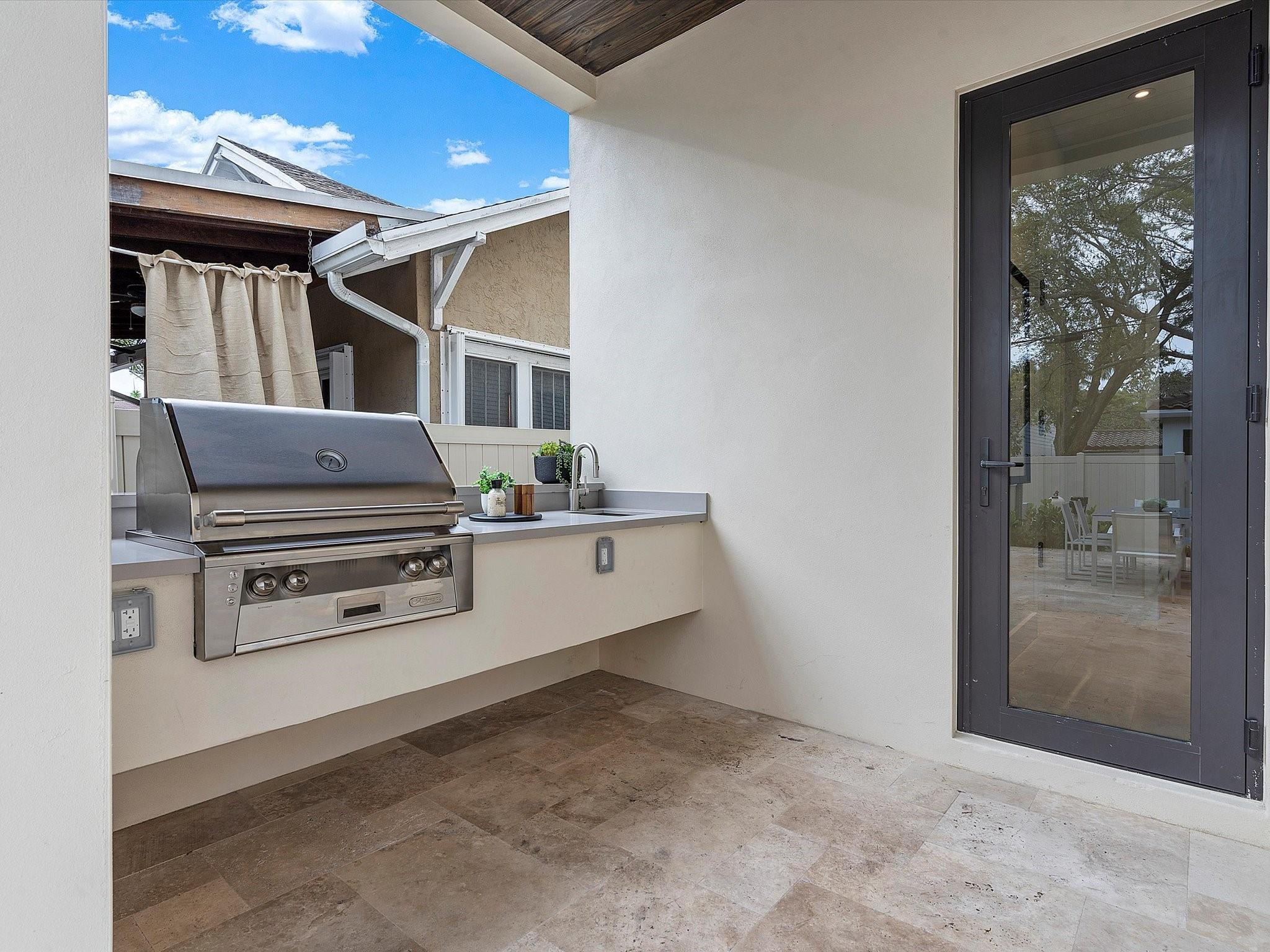 Rio Vista C J Hectors Res - Residential