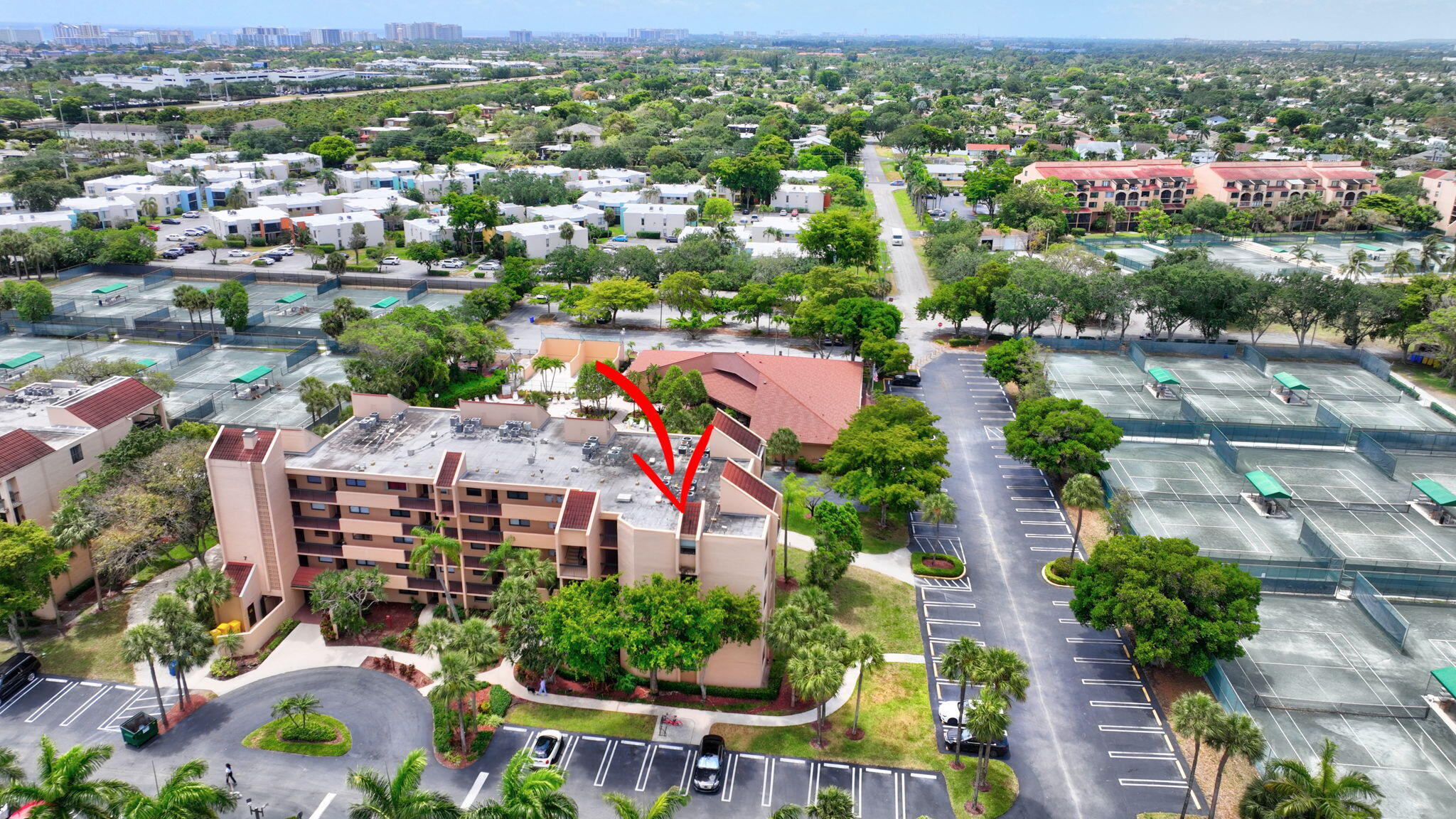 LAVERS DELRAY RACQUET CLUB CONDO - Residential Lease