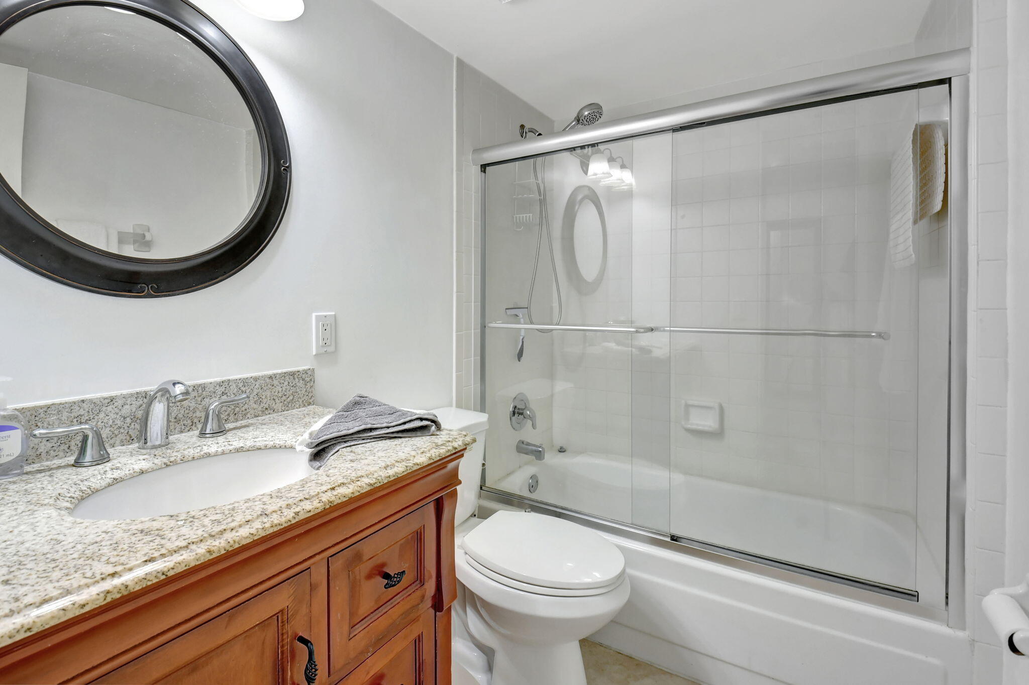 LAVERS DELRAY RACQUET CLUB CONDO - Residential Lease