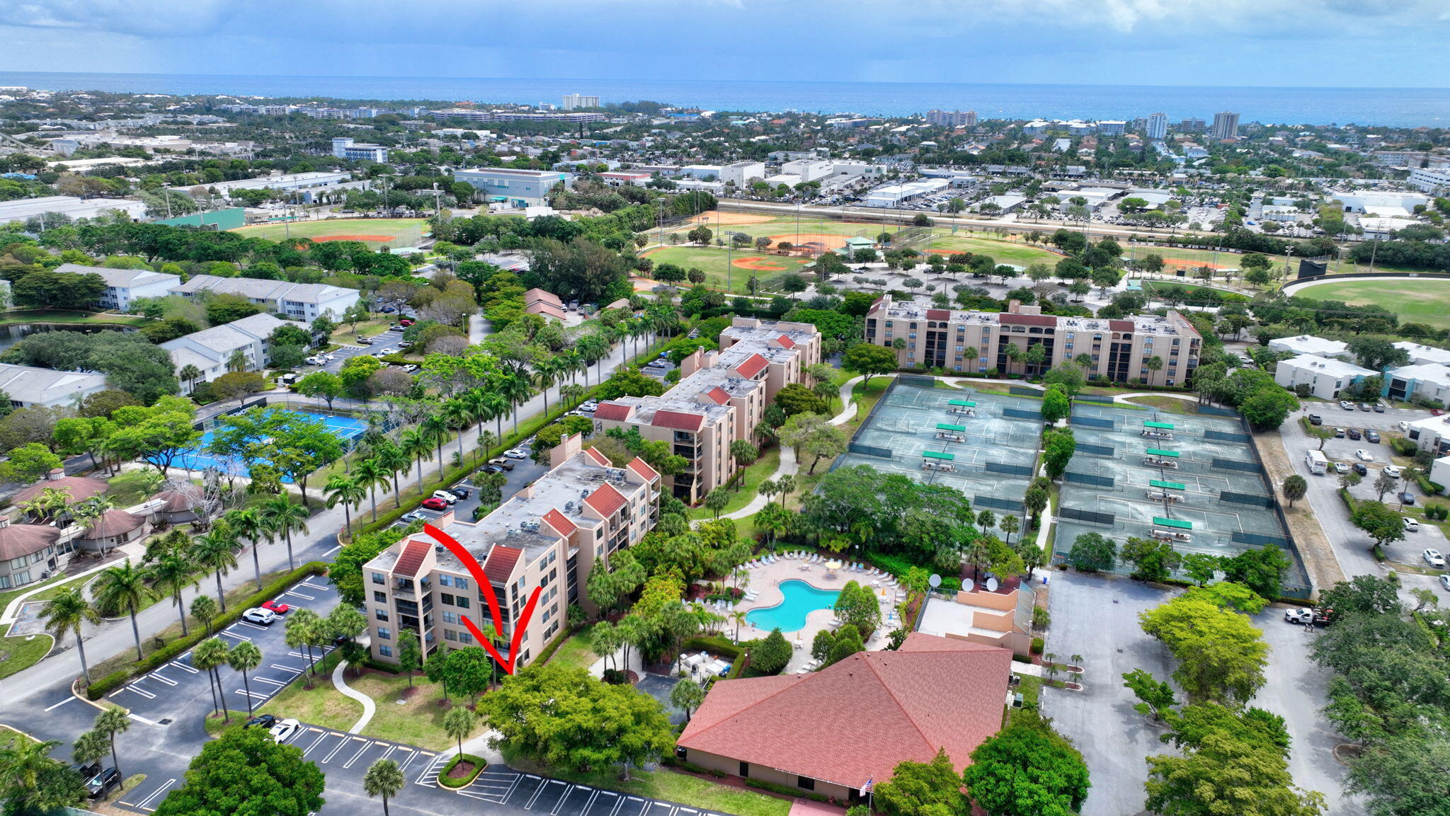 LAVERS DELRAY RACQUET CLUB CONDO - Residential Lease