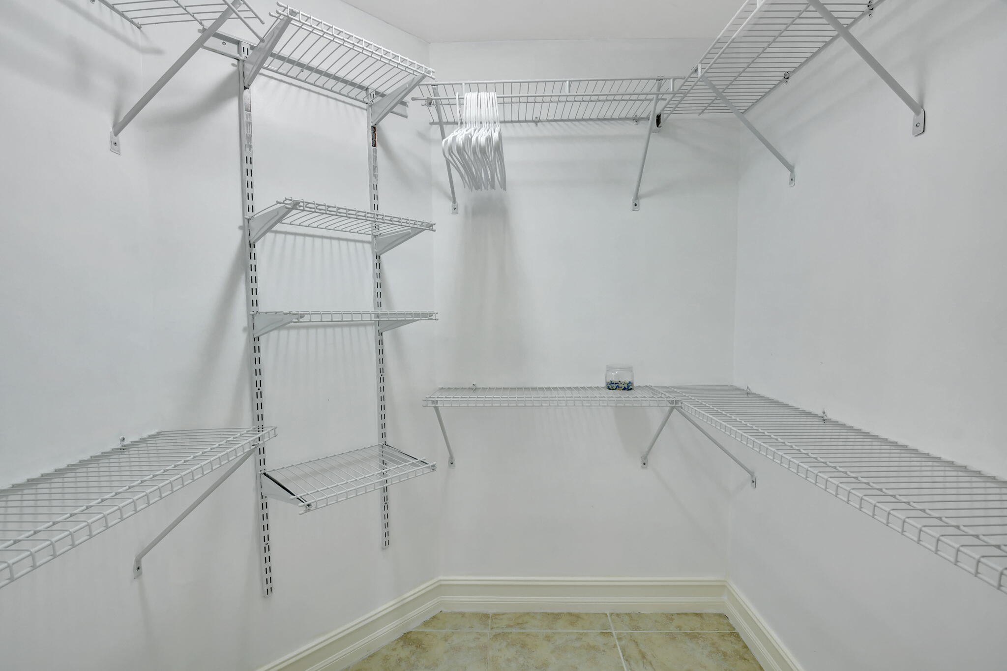 LAVERS DELRAY RACQUET CLUB CONDO - Residential Lease