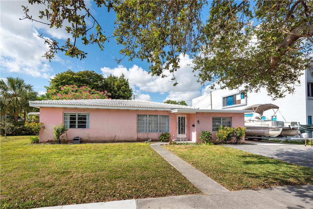 Rio Vista Isles - Residential