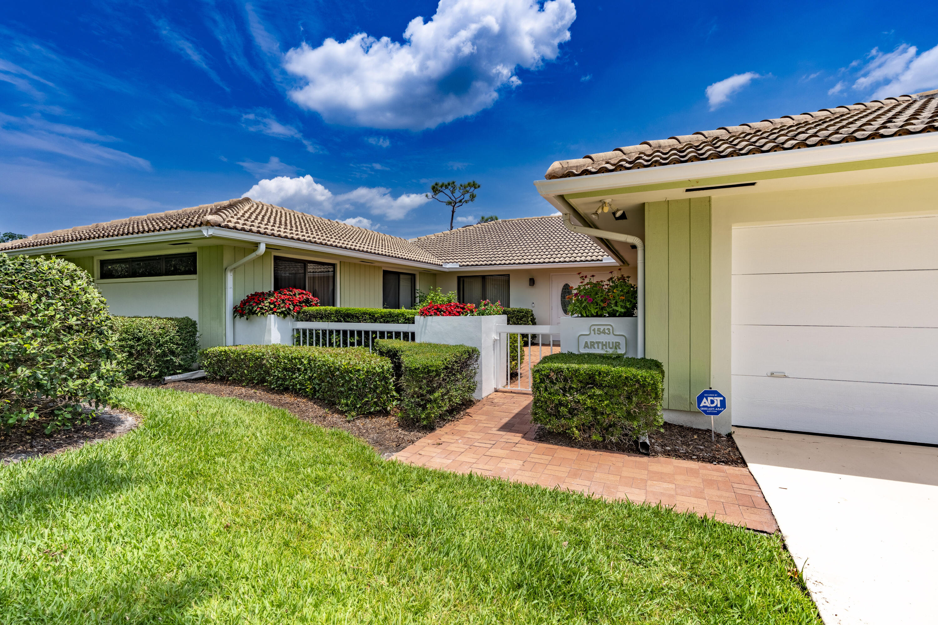PIPERS LANDING - Residential