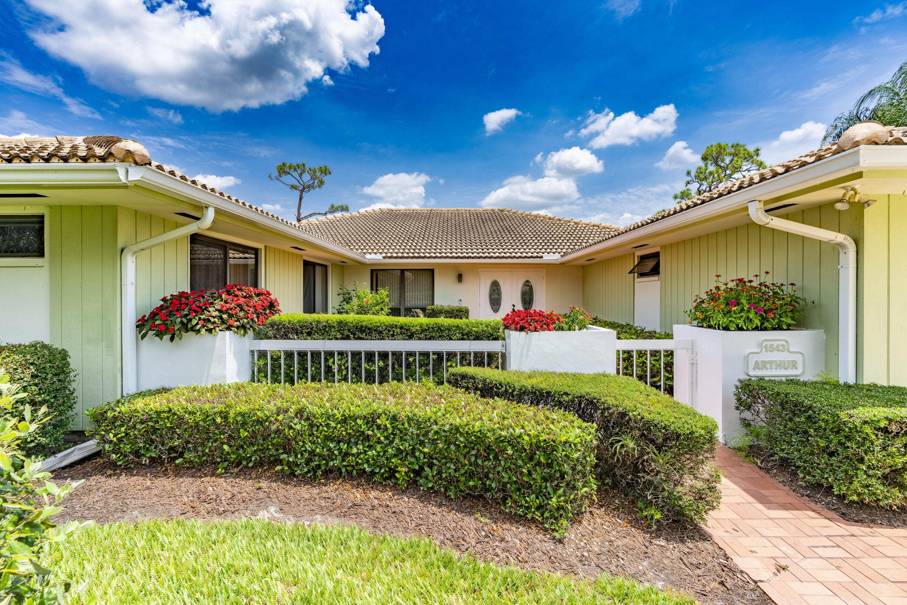PIPERS LANDING - Residential