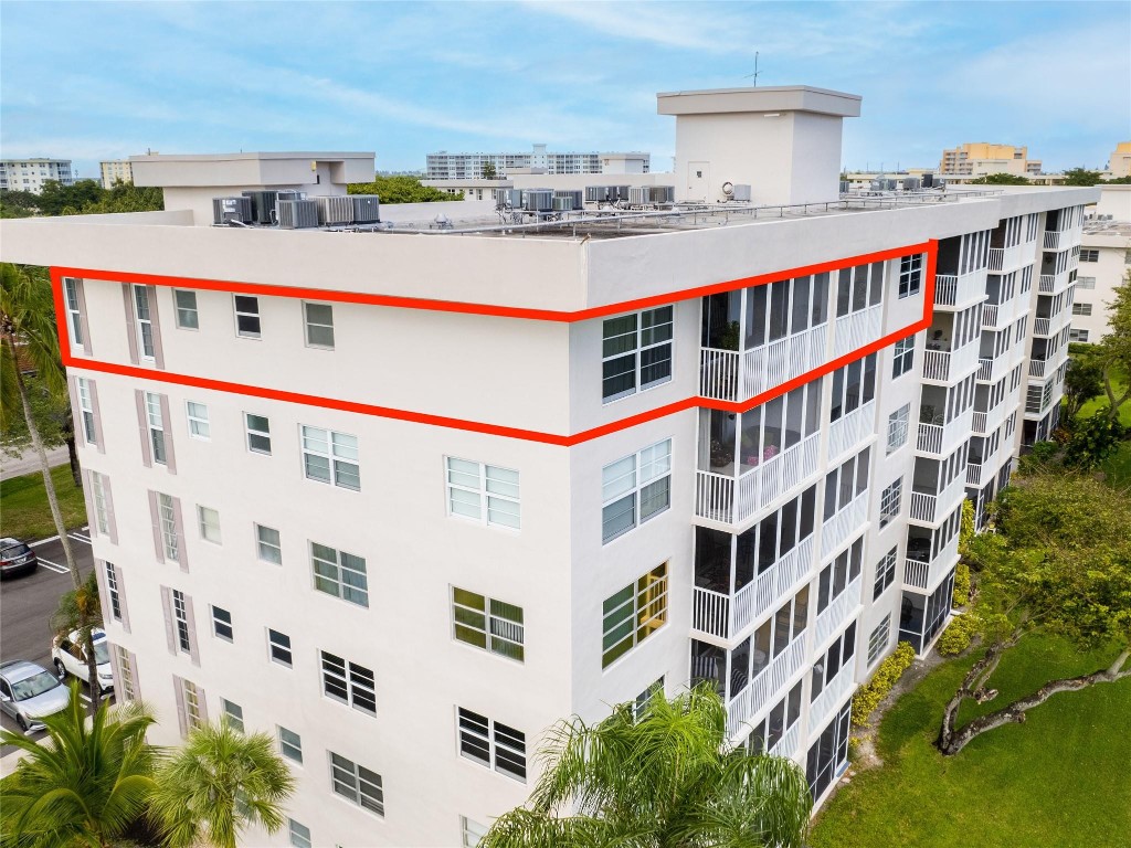 2850 N Palm Aire Drive 601