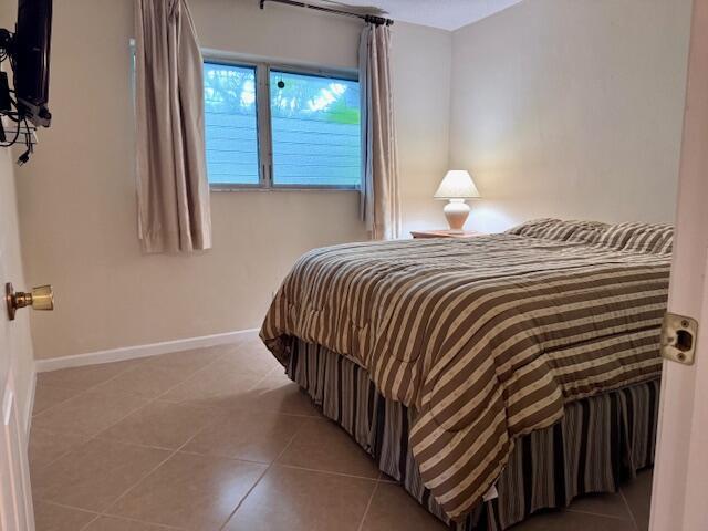 VENETIAN PARK CO-OP - Residential Lease